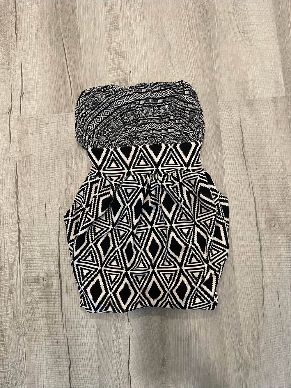 Strapless Black & White Geometric Print Dress